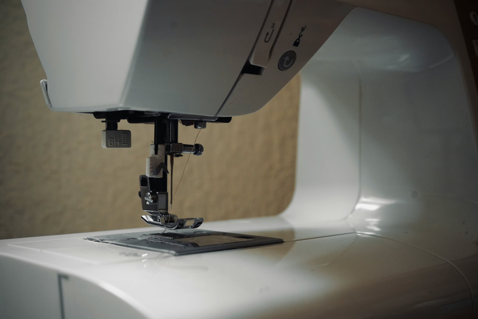 Como escolher a máquina de costura ideal para uso doméstico